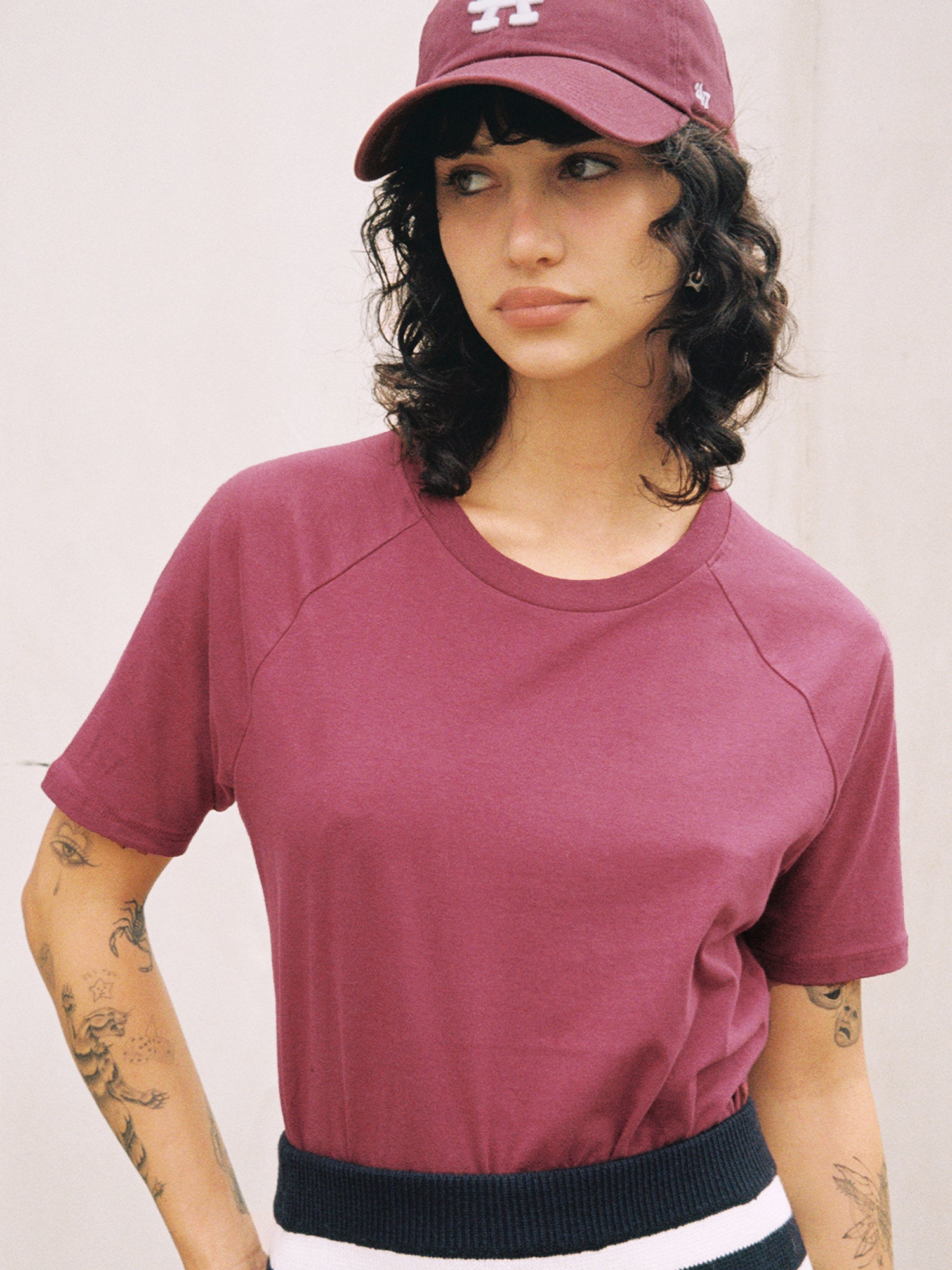 Monochrome Slim Fit Raglan T-shirt - Rouge